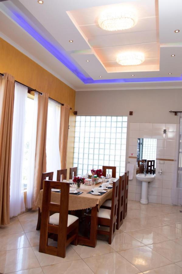 Arusha Royal Bed and Breakfast Exterior foto